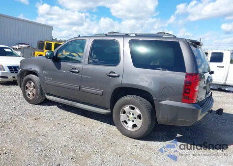 2010 Chevrolet Tahoe Ls z USA, uszkodzony, nr VIN 1GNUCAE0XAR280862